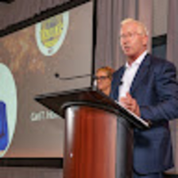 Meet your Posher, Carl - Picture 1 of 1